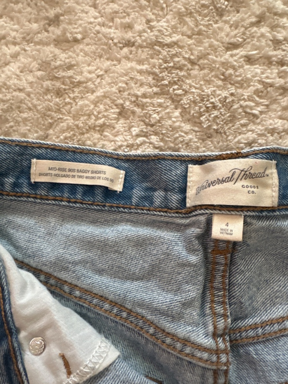 Women’s Jean shorts - Picture 2 of 3